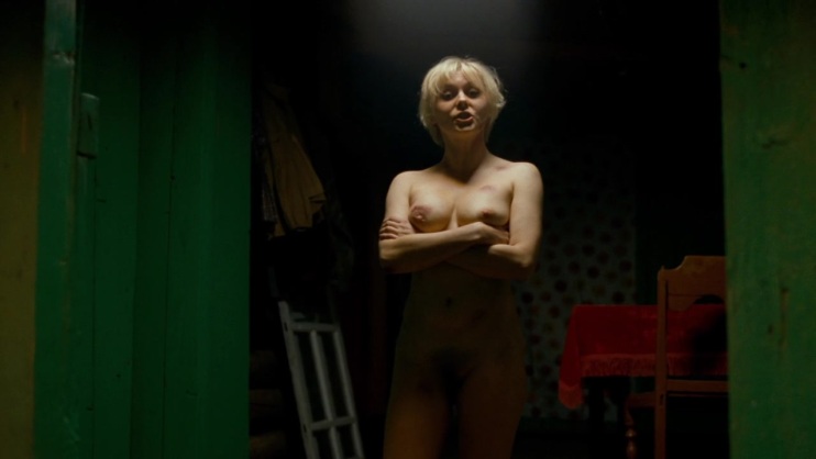 Yana Troyanova foto desnuda
